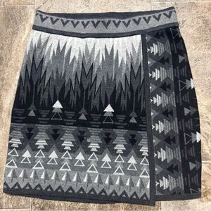 Krimson Klover gray short skirt
